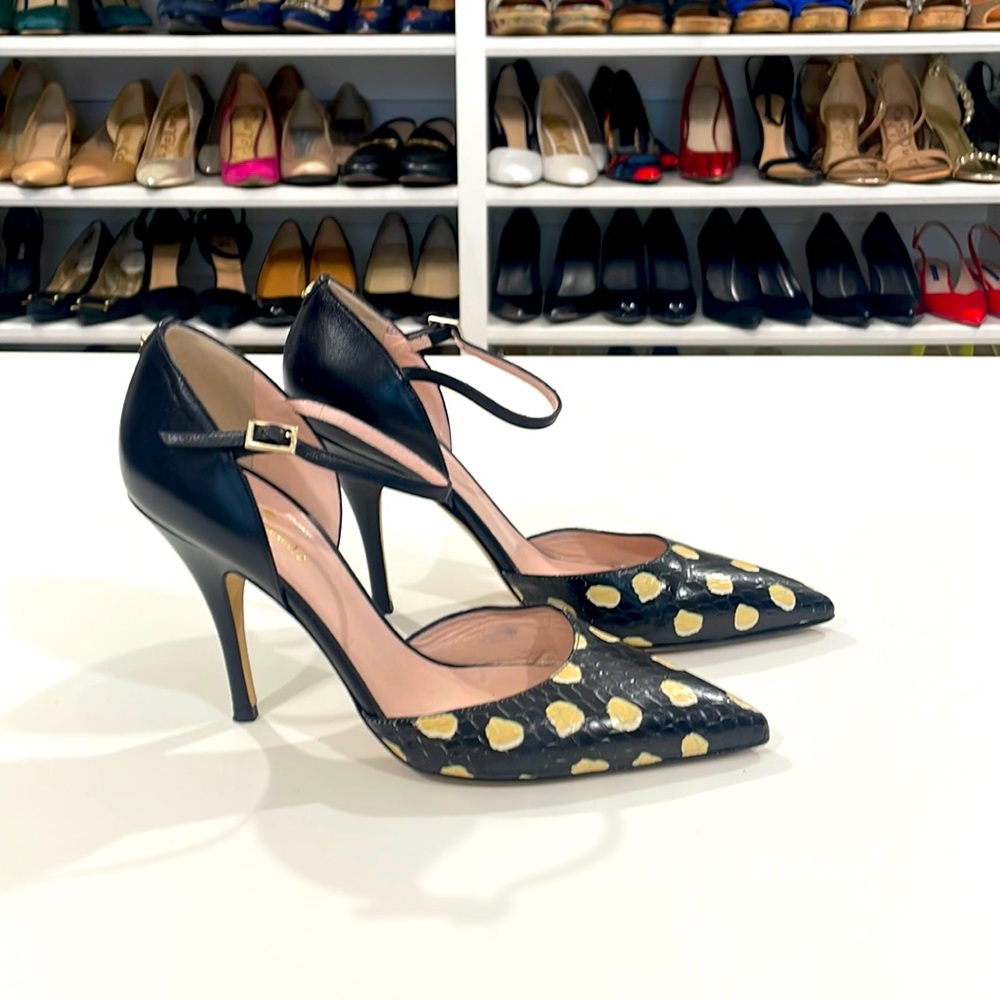 Kate Spade black and cream spot snake skin embossed heels